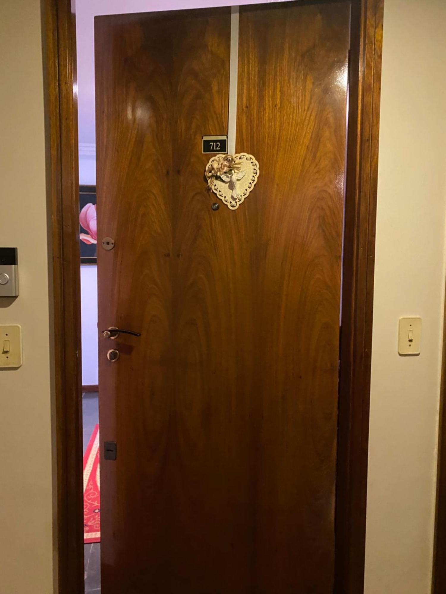 Confortavel Com Varanda Na Barra Da Tijuca Apartamento