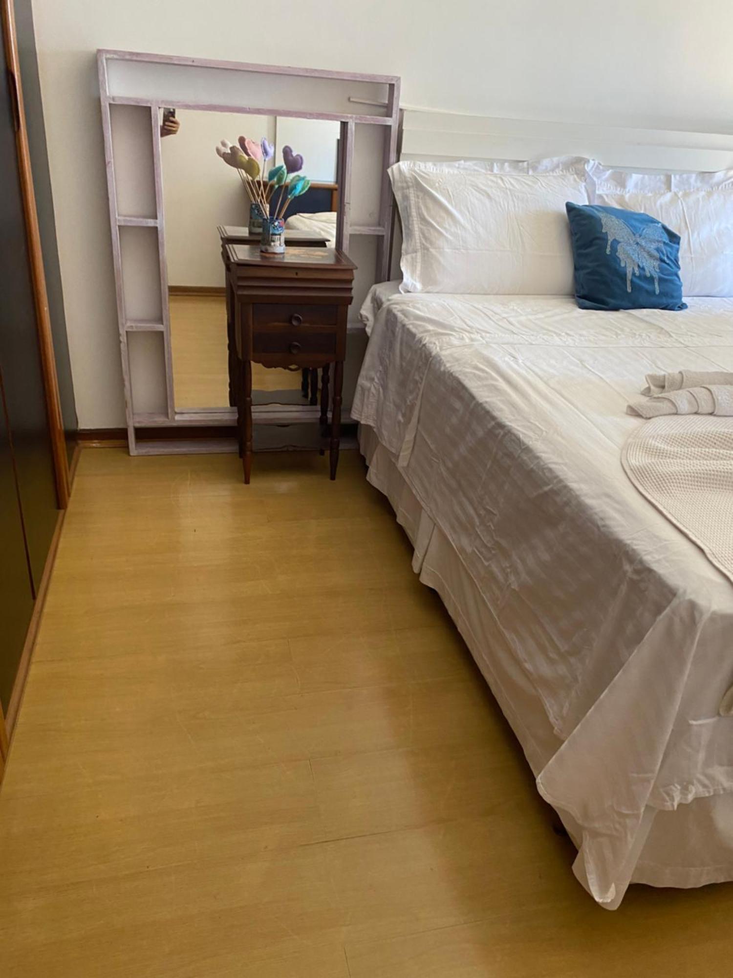 Confortavel Com Varanda Na Barra Da Tijuca Apartamento *